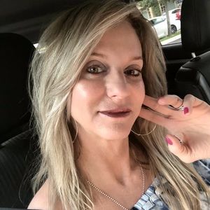 Meet your Posher, Sondra